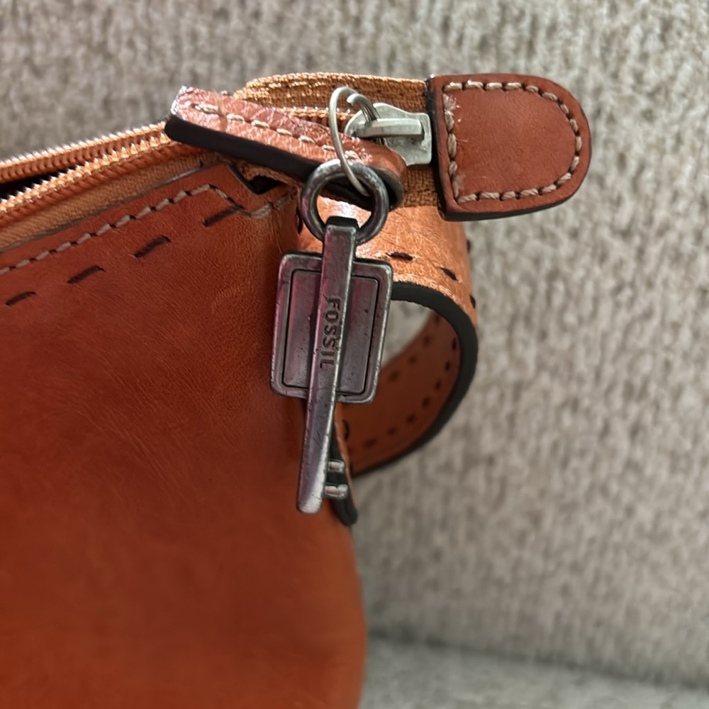 FOSSIL SHOULDER BAG - Picture 7 of 17